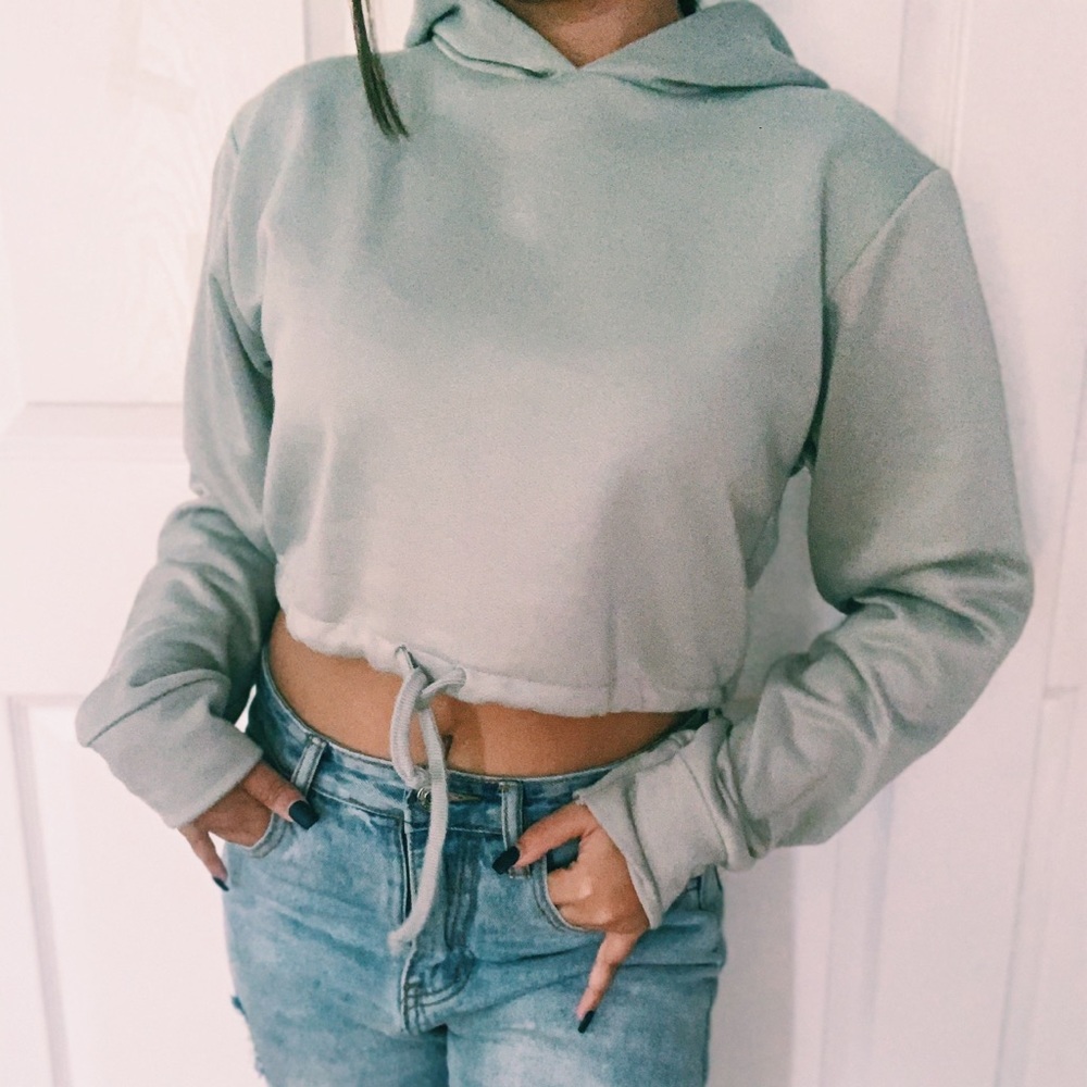 Cropped hoodie